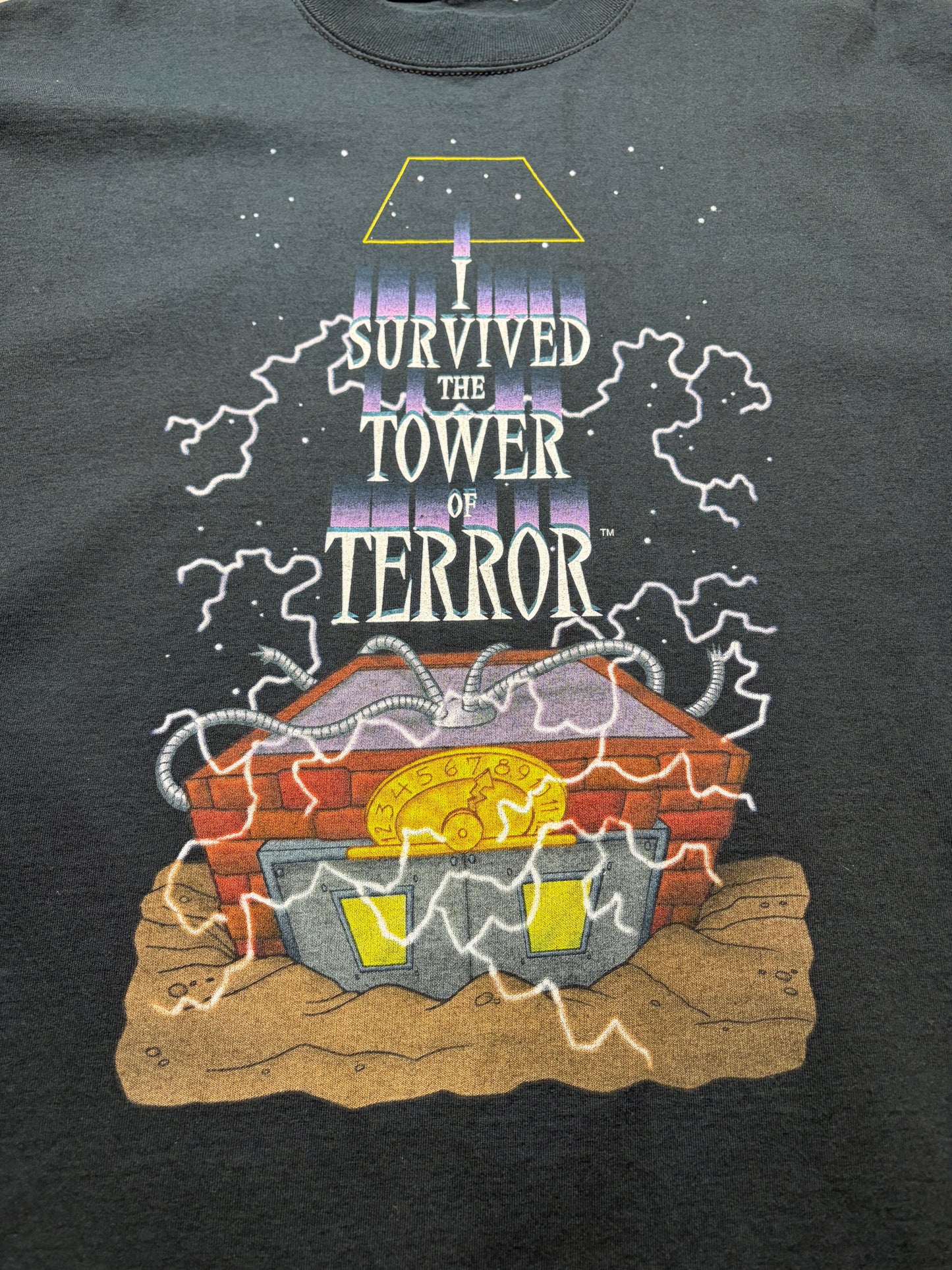 90s Disney official t- shirt tower of terror