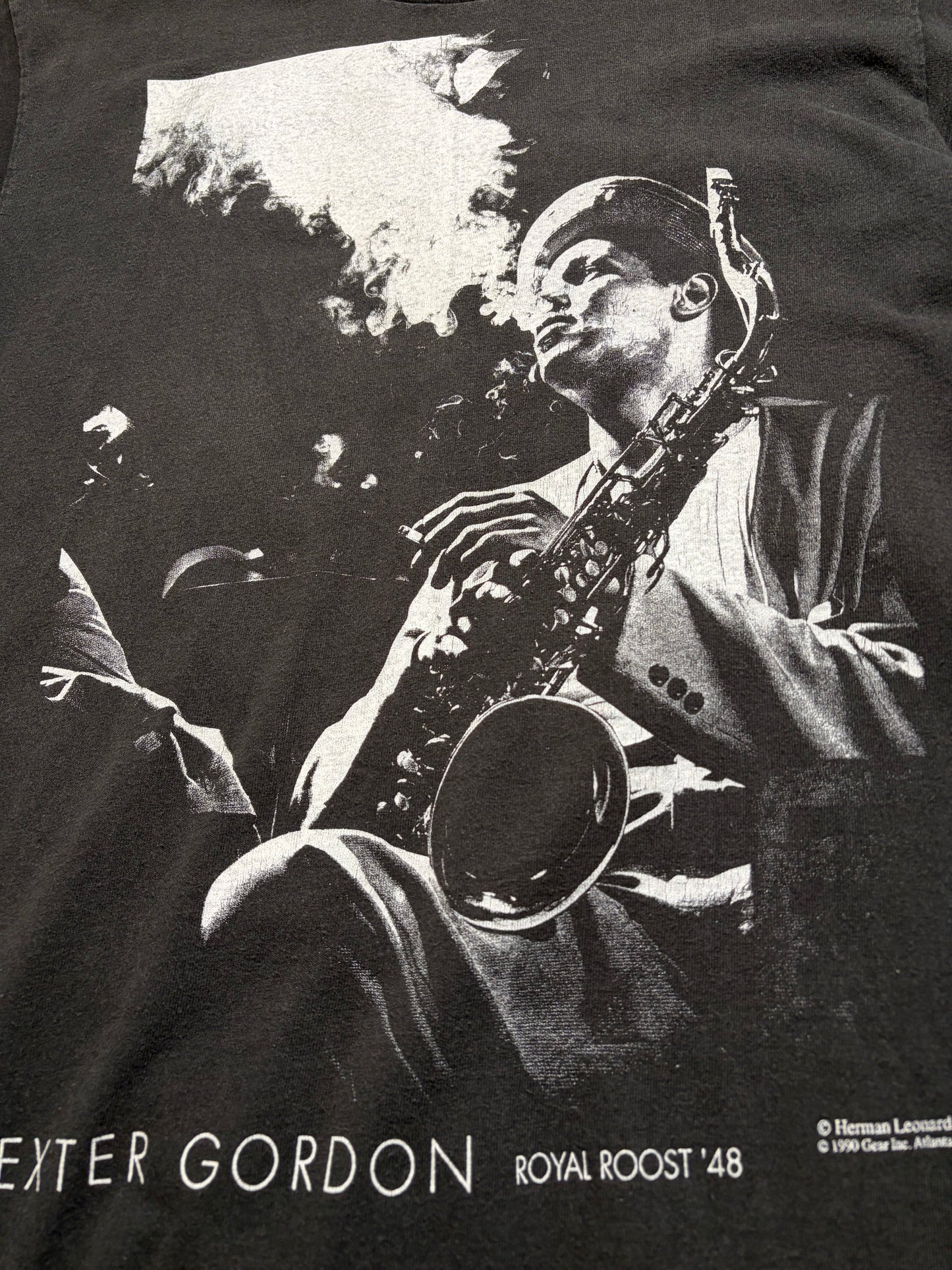 90s Dexter Gordon "Royal Roost '48" Jazz Photo Tee / Herman Leonard / Gear Inc / Fruit of the Loom / Made in USA / L