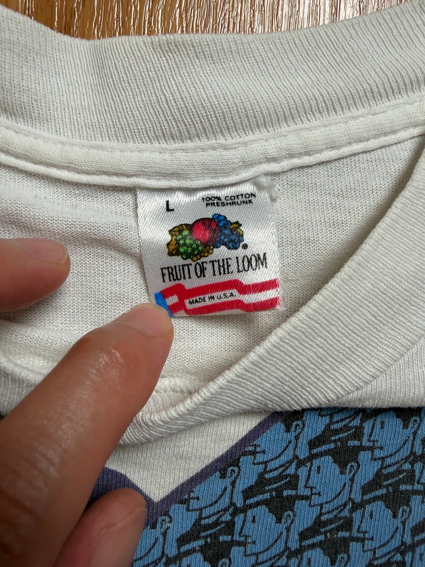 Vintage 90s MTV Music Television Logo T-Shirt — Fruit of the Loom Made in USA — L