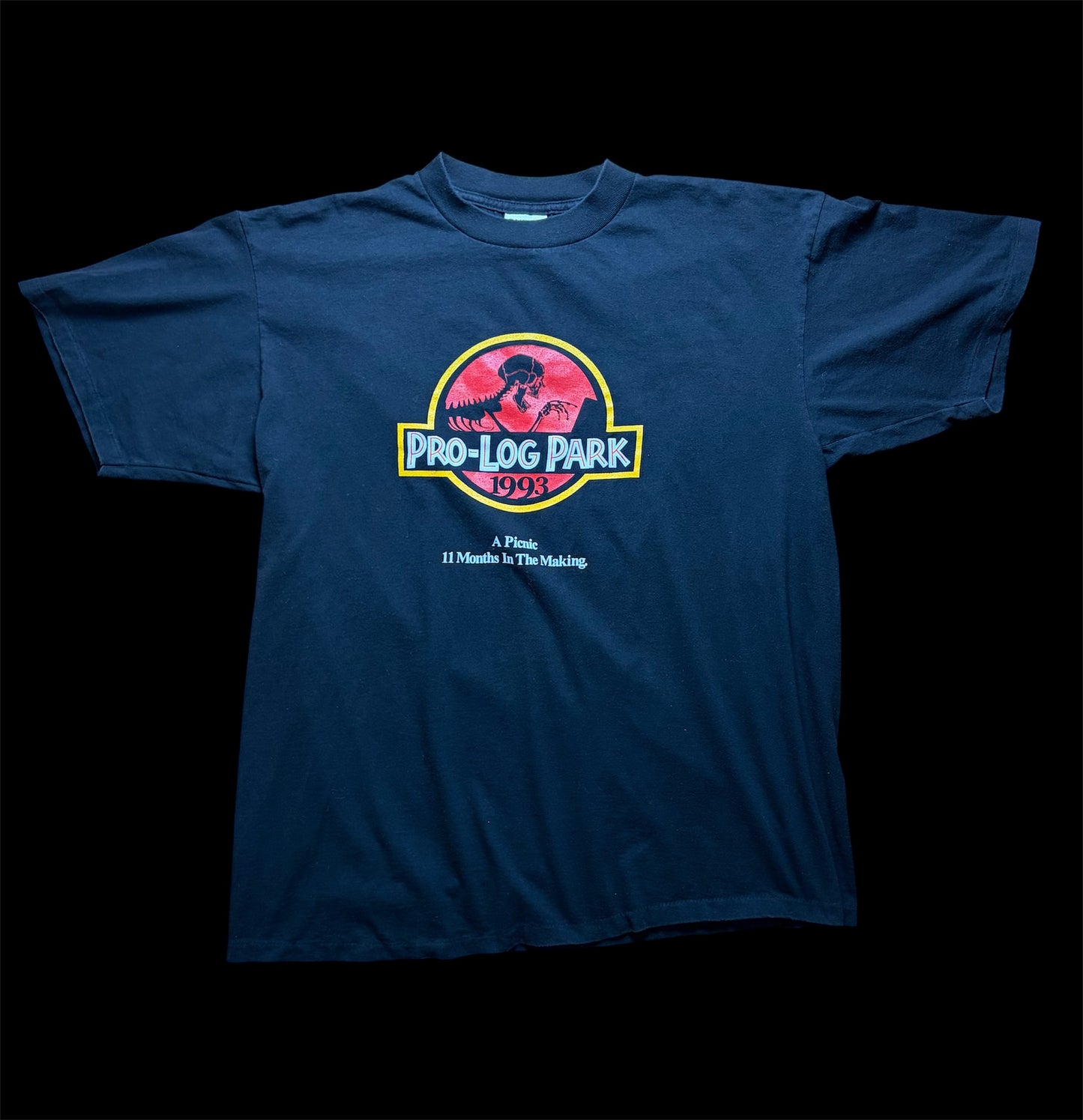 1993 'PRO-LOG PARK' Jurassic Park Parody Tee XL — Oneita Made in USA