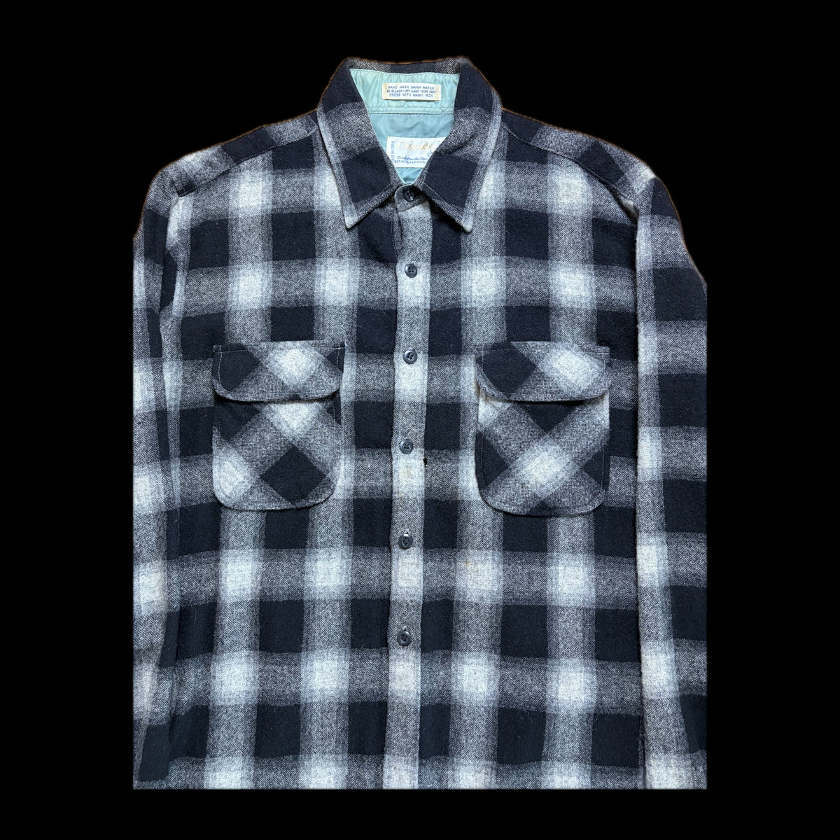 70s Cascade Shadow Plaid Wool Shirt L — Black / Flap Pockets / Quilted Lining Vintage