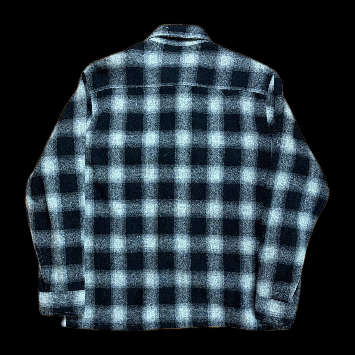 70s Cascade Shadow Plaid Wool Shirt L — Black / Flap Pockets / Quilted Lining Vintage